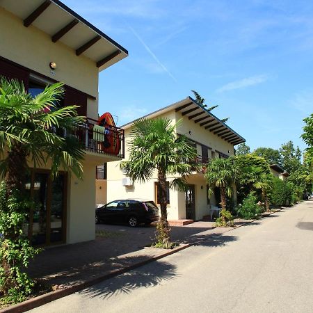 Apartments in Peschiera del Garda 22097 Esterno foto