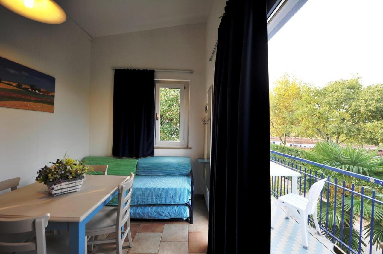 Apartments in Peschiera del Garda 22097 Esterno foto